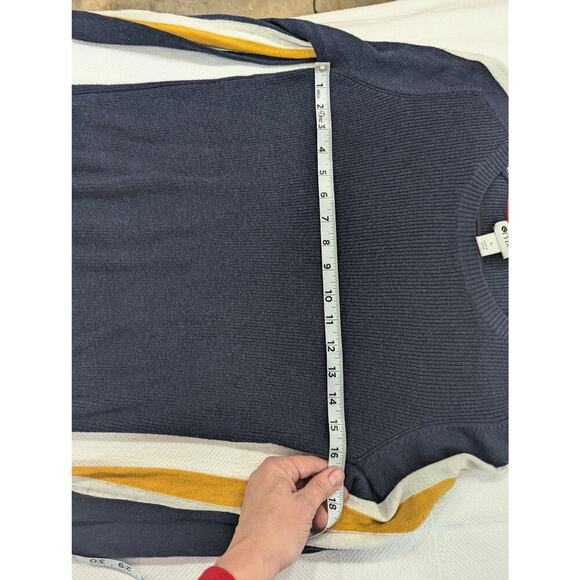 Sporty Navy women's sweater by Stylus w/sleeve stripe in cream & yellow, size M - Picture 6 of 8